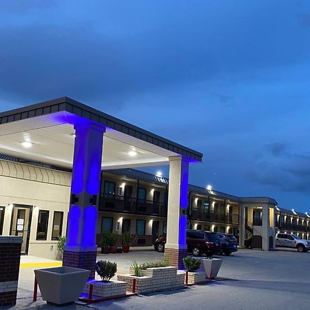 Hotel 81 El Reno 外观 照片