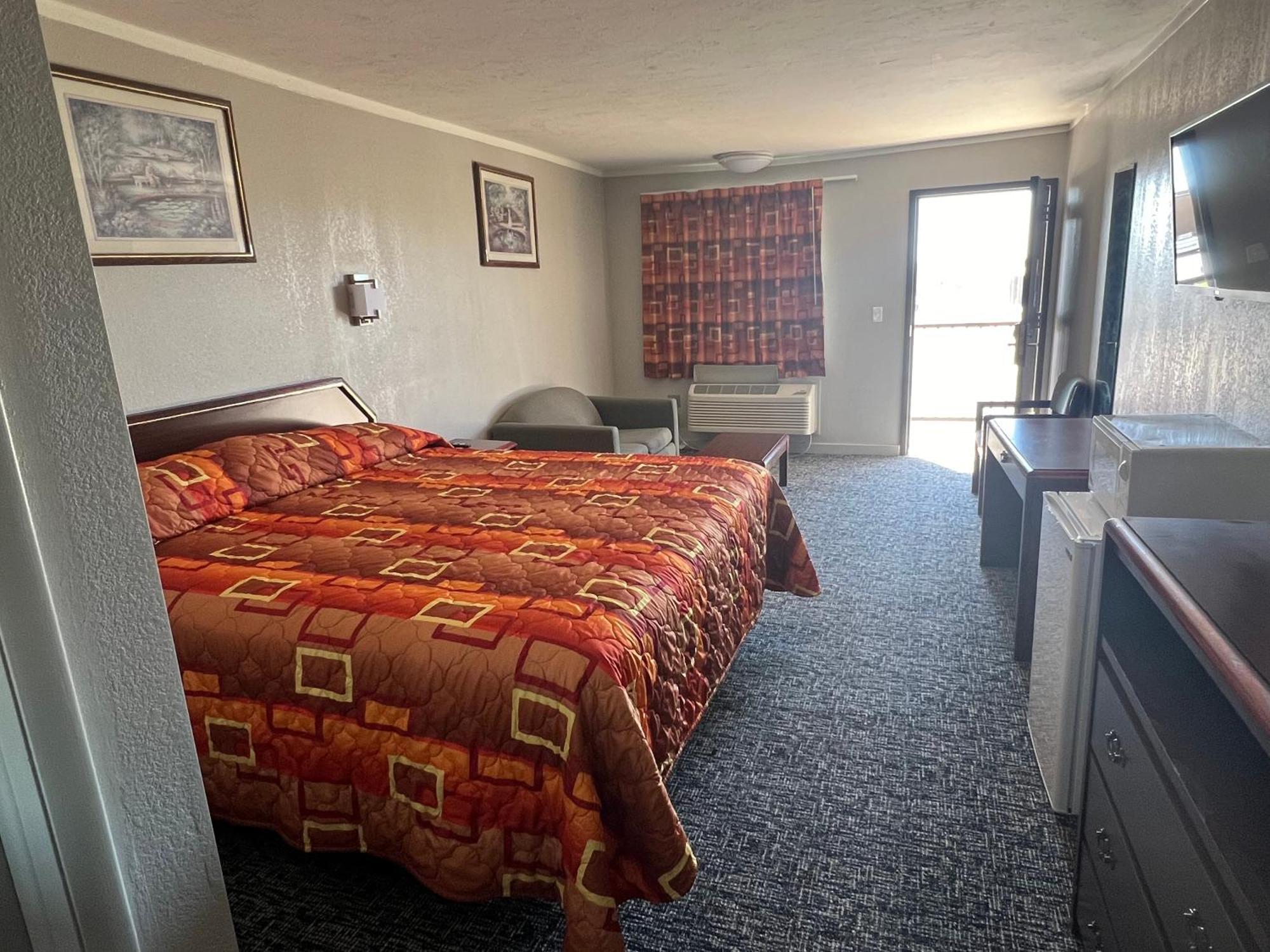 Hotel 81 El Reno 外观 照片